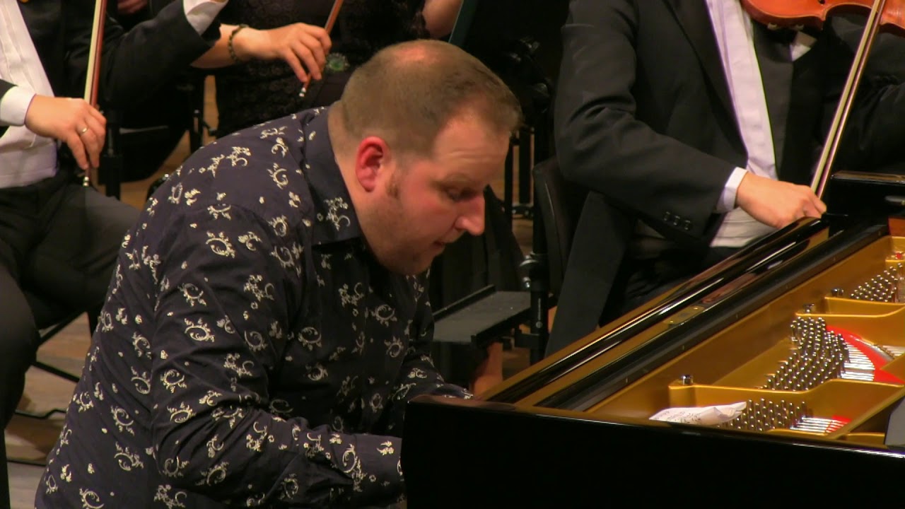 Sergej Rachmaninov: Klavírní koncert č. 2 / Piano concerto No. 2 (Lukáš Vondráček, Leoš Svárovský)