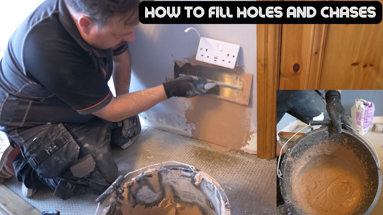 How to fill a hole in a wall - Plastering electric cable chases - Filling - Sanding