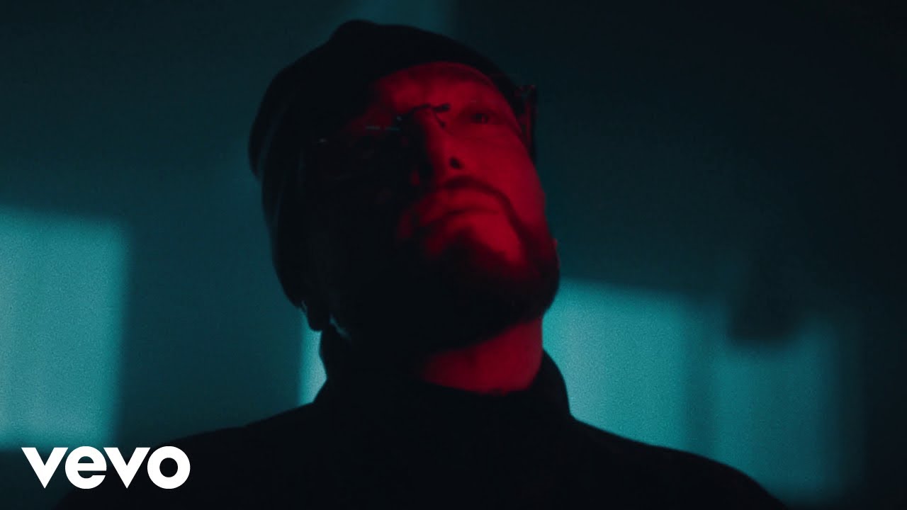 Gu&egrave; - Pain Is Love (Visual)