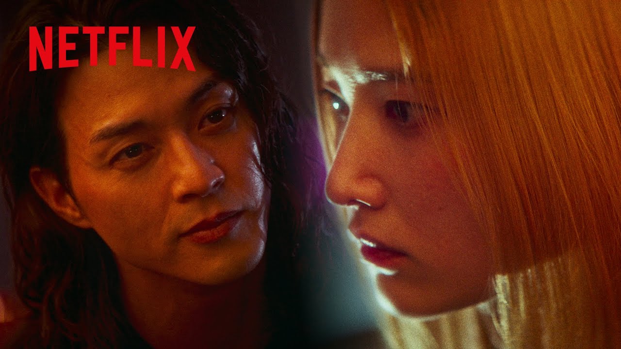 ナンパ待ちを装って復讐相手（キム・ジフン）に接近するオクジュ（チョン・ジョンソ） | バレリーナ | Netflix Japan