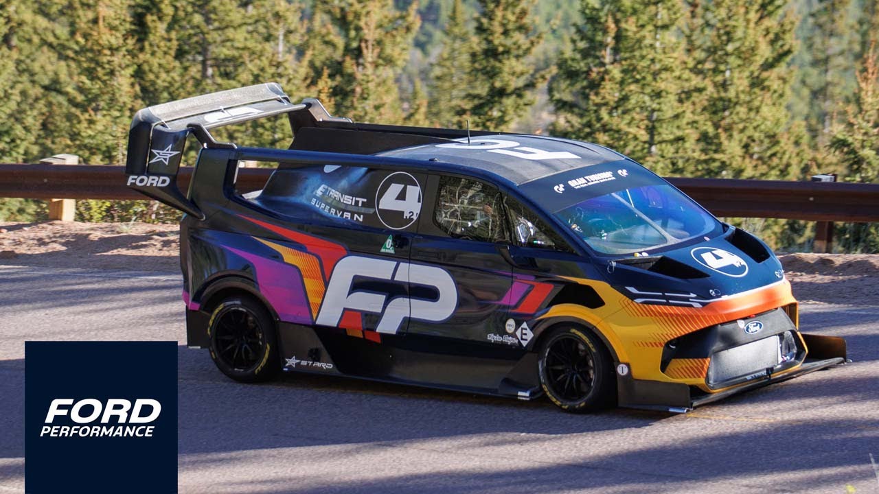 SuperVan 4.2 покоряет Пайкс-Пик | Ford Performance