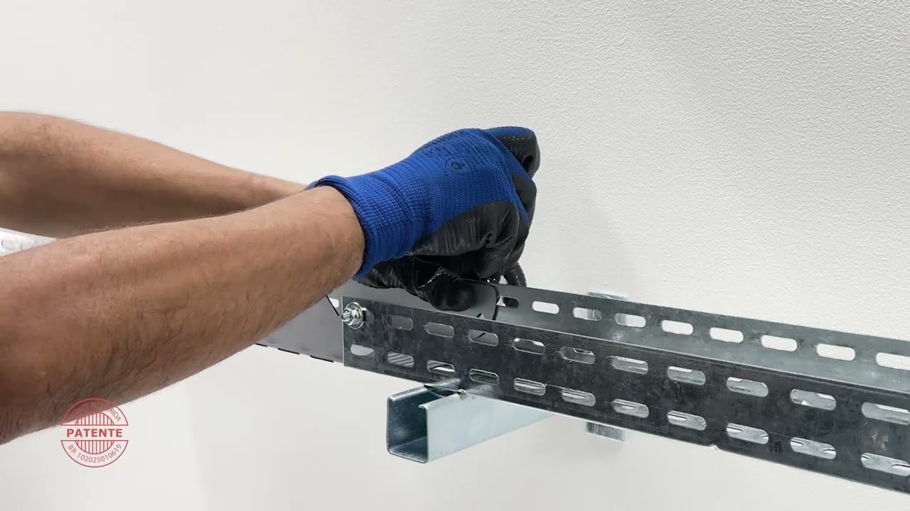 Curva Vertical Interna Ajustável para Eletrocalha Dispan