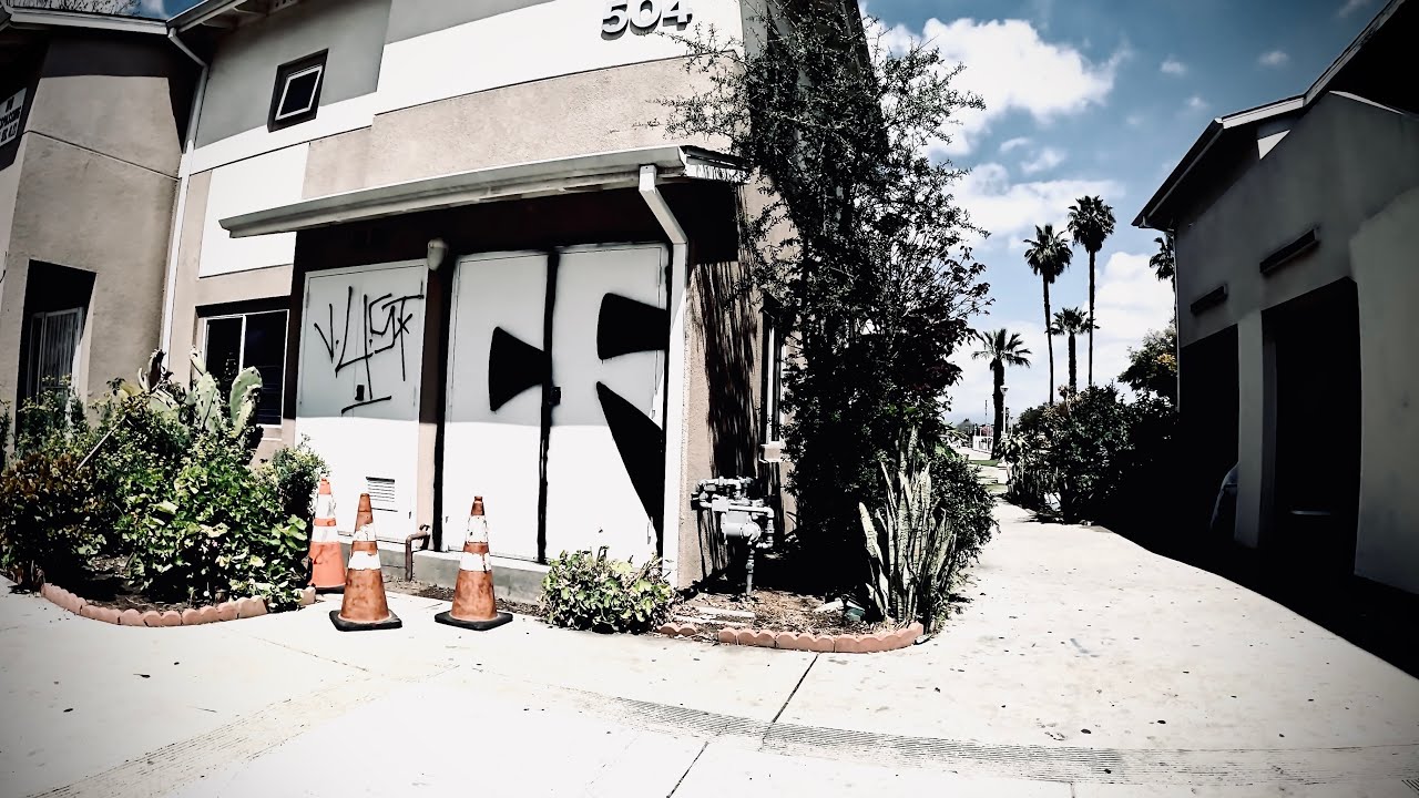 “CUATRO FLATS 13” IN BOYLE HEIGHTS, CA (Visiting LA’s Most Dangerous & Active Gangs)
