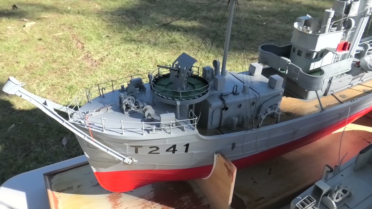 Nicely built and weathered RC Caldercraft Sir Kay Round Table Class minesweeper first water test