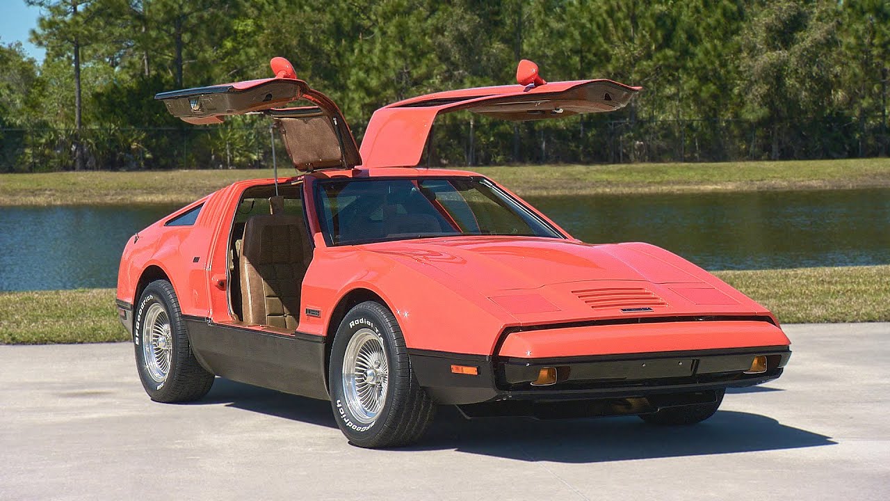 Doors Up Driving in a Gull Winged Unicorn