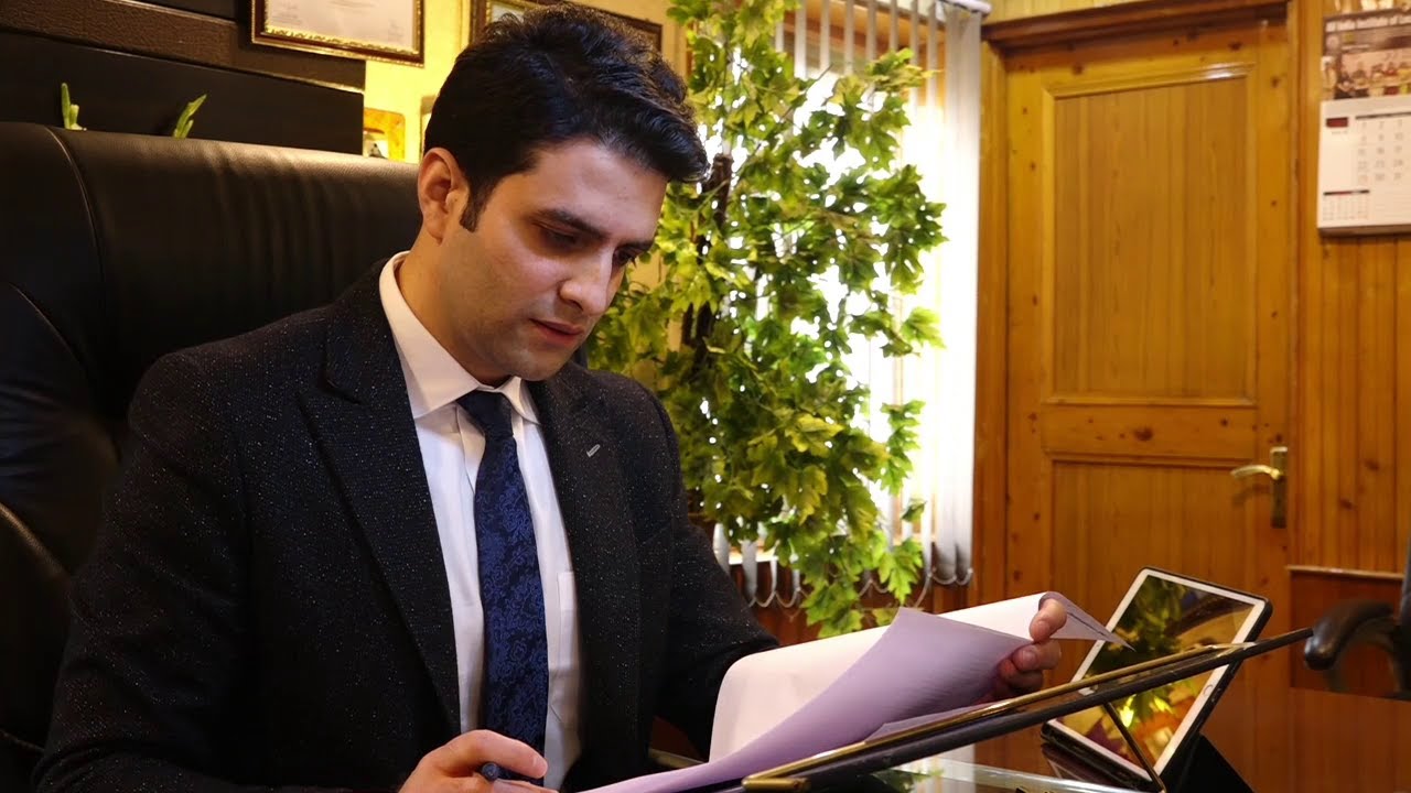 Athar Aamir Ul Shafi Khan assumes charge  as SMC Commissioner