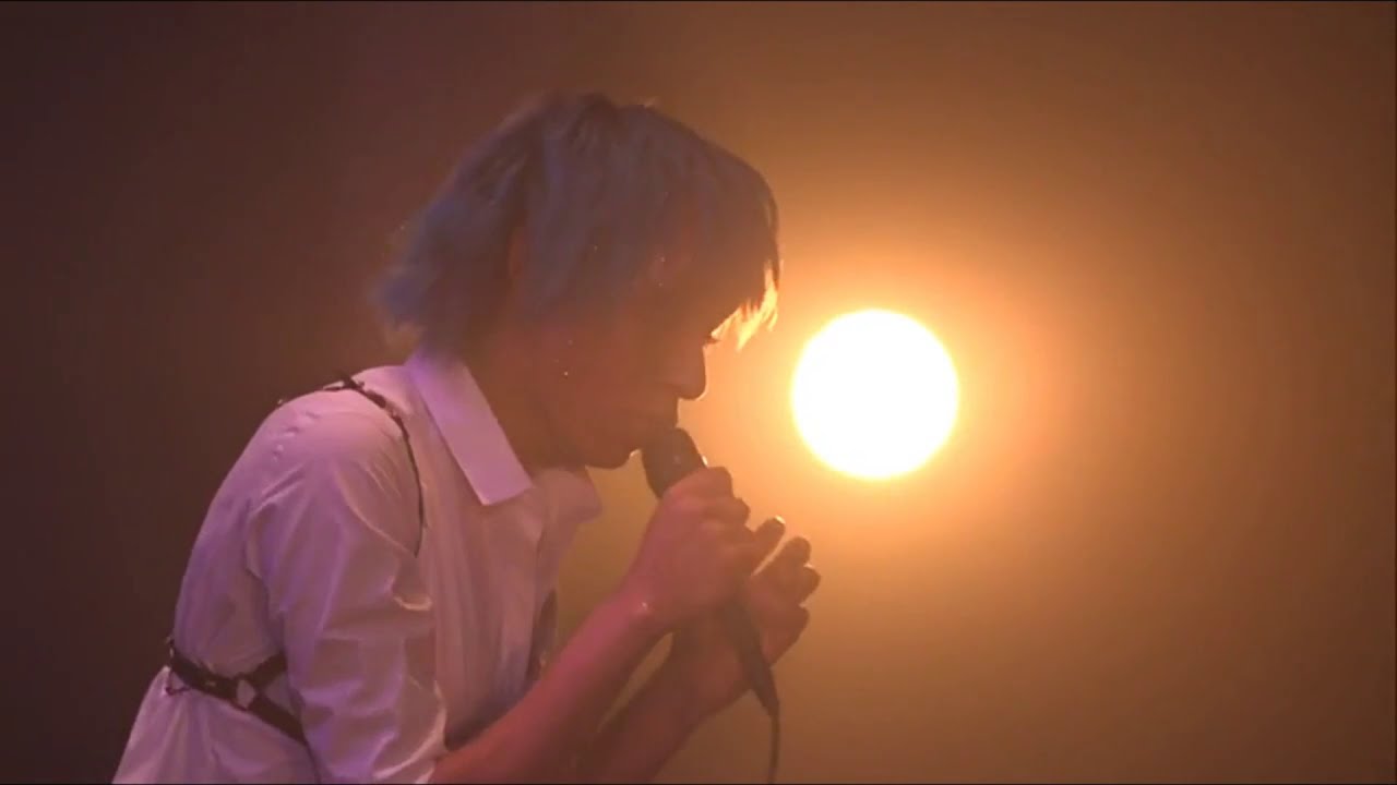 Queen Bee/Ziyoou-Vachi - Kagami sub. Español