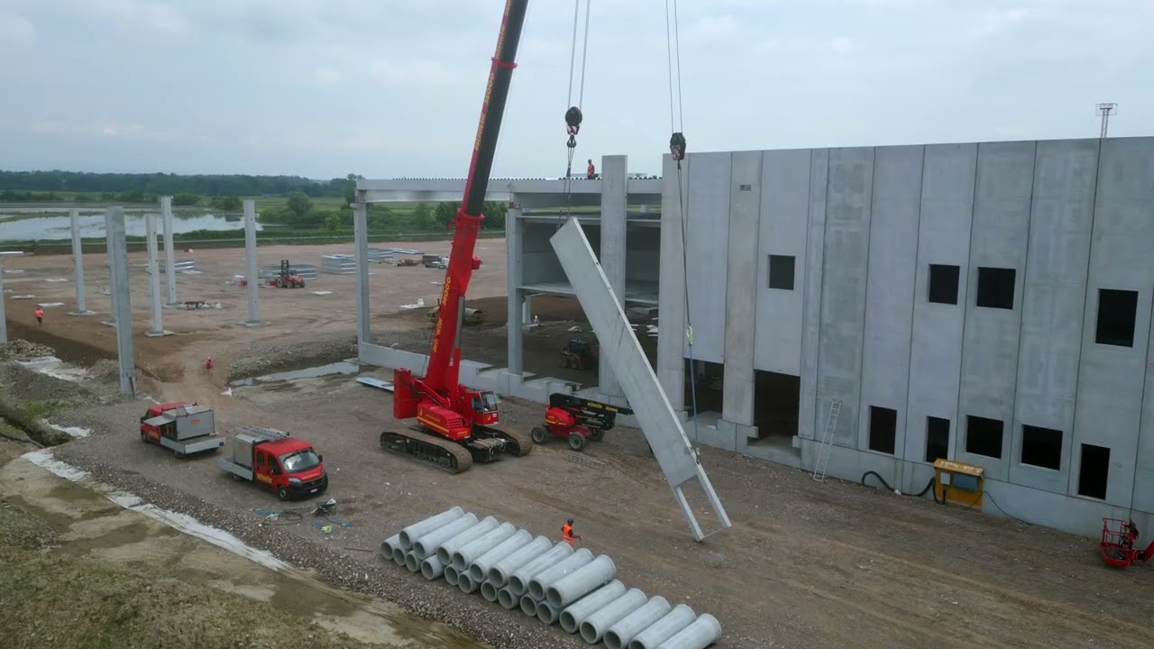 Prefabricated assembly with Liebherr LTR 1100