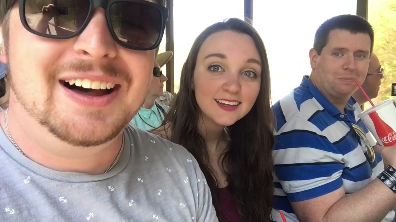 Dollywood with L&R Dreaming