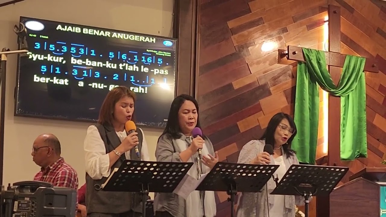 Ajaib Benar Anugerah (KJ 40) by Alexandra, Duma & Ria, Pemusik: Djonggi Nababan & Stevy