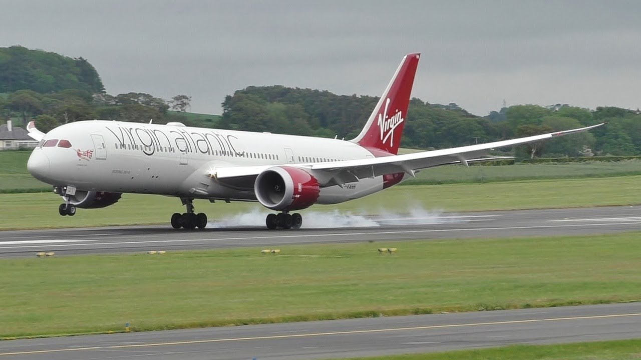 Virgin Atlantic Boeing 787-9 Landing & Takeoff at Prestwick Airport