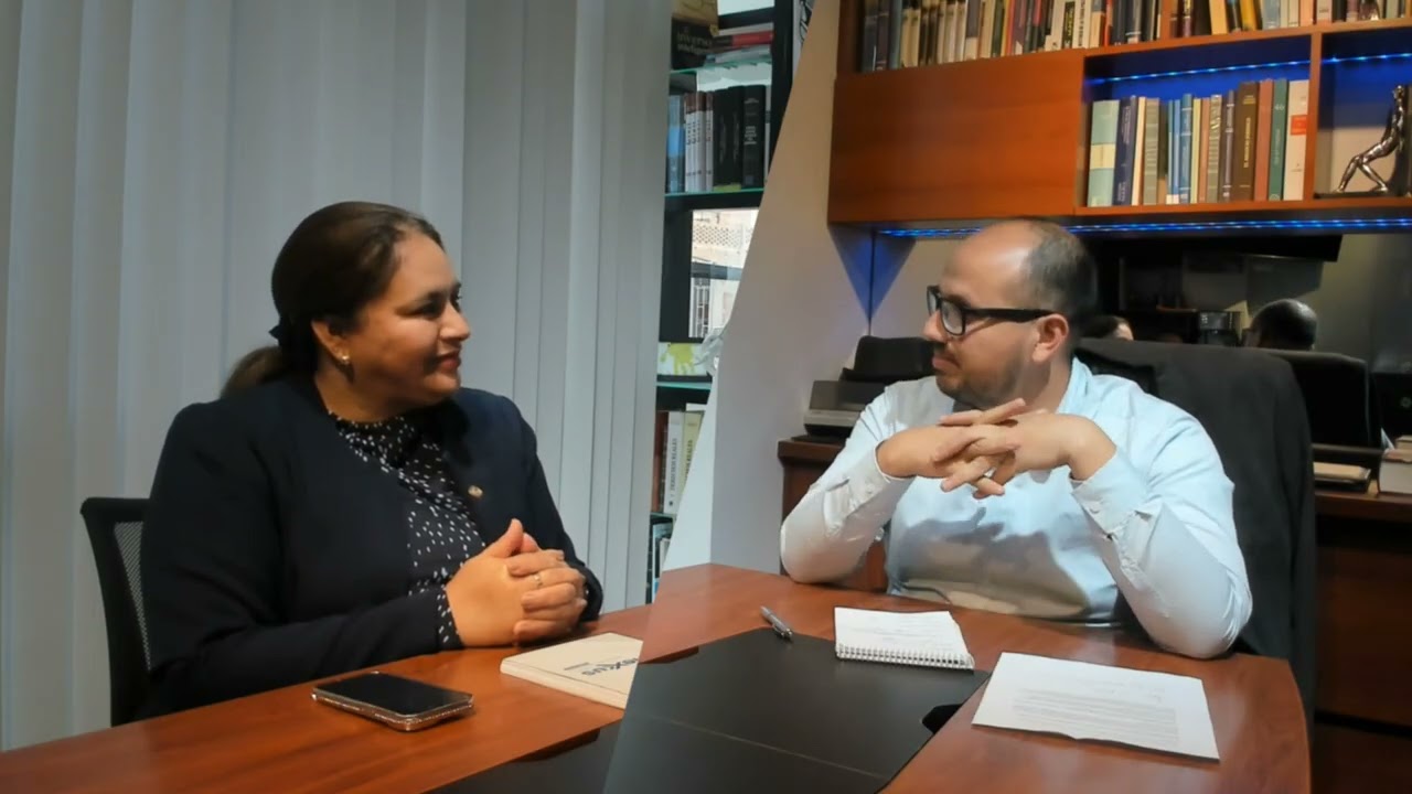 Conectando con el Derecho - Idelso Vásquez O. y Maribel Carranza