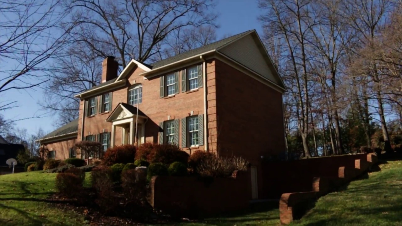 520 Wedgwood Dr.  Alcoa, TN 37701