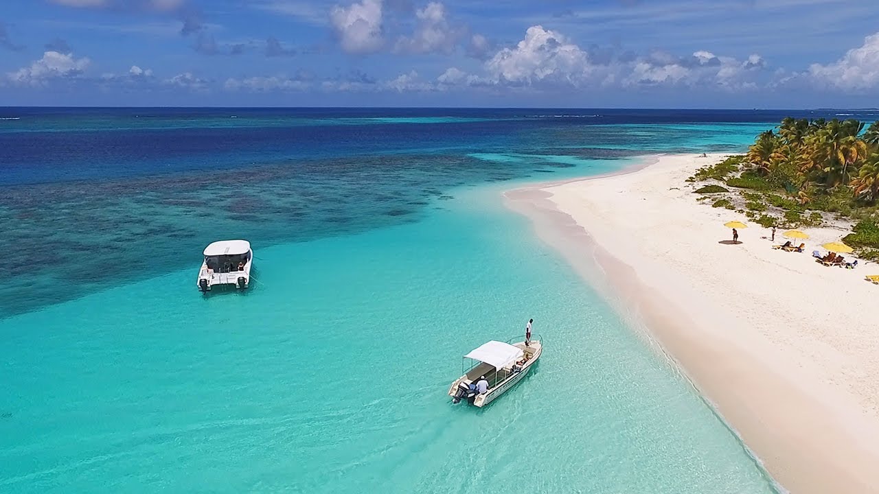 30 Minutes Relaxing on The Beach: Shoal Bay, Anguilla