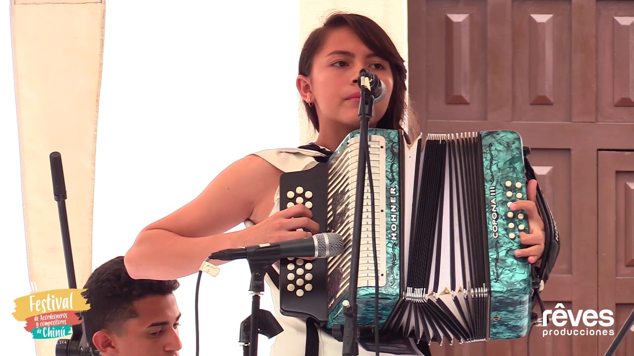 SARA ARANGO - PASEO   FESTIVAL  CHINÚ  CÓRDOBA  2018