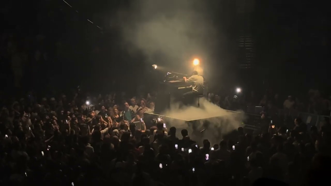 Fred again.. Intro / Me(heavy)