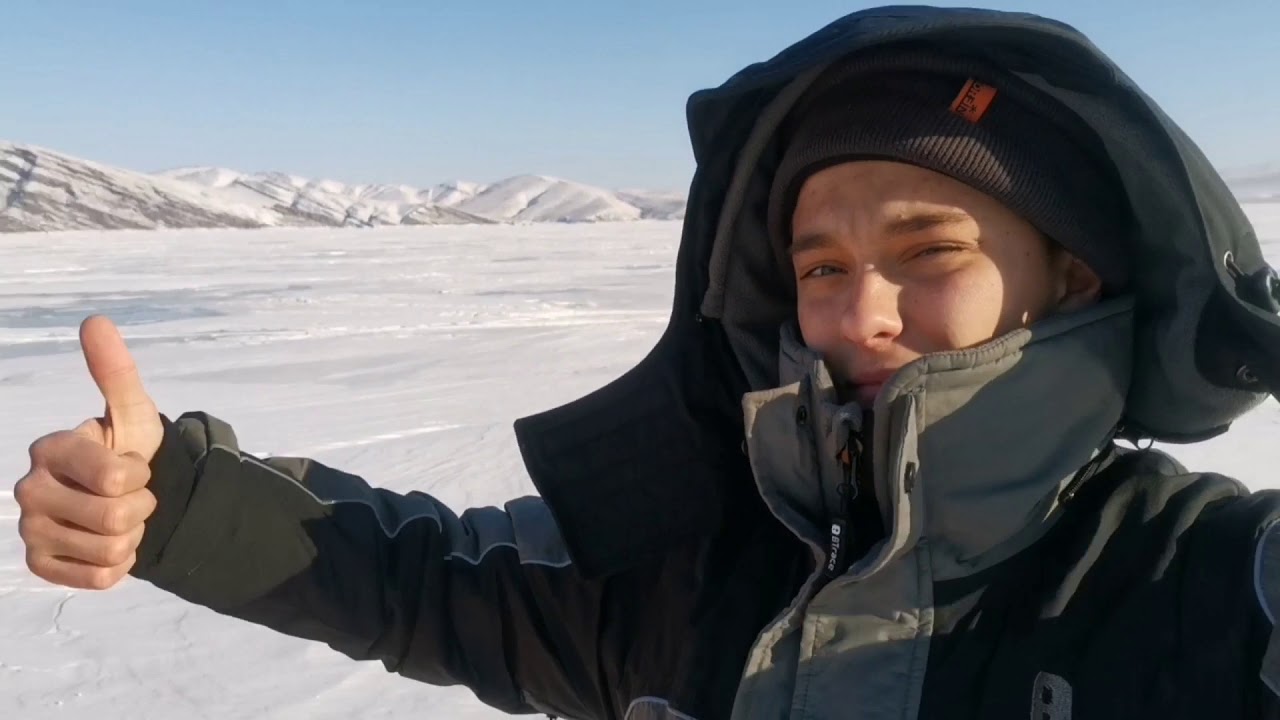 Сов. Хакасия, огромные Лещи не входят в лунку!