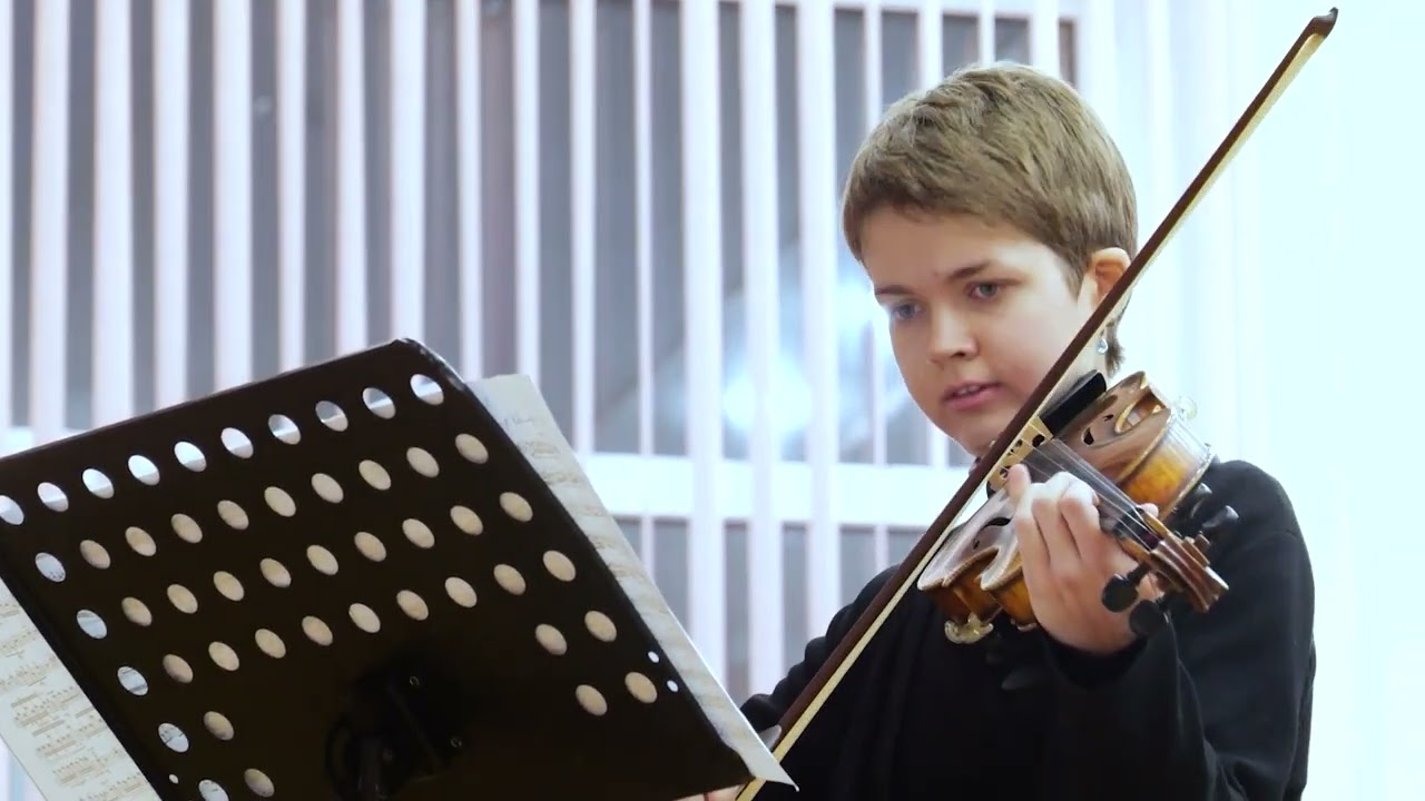 Концерт для скрипки с оркестром Ля мажор (А.Вивальди). Симфонический оркестр СККИ, сол. Дарья Седых.