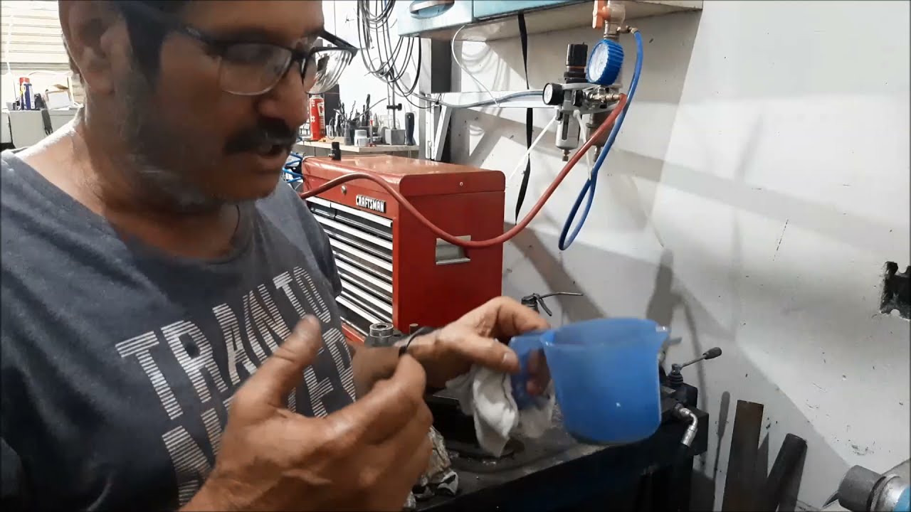 COMO TROCAR O ÓLEO DO AMORTECEDOR