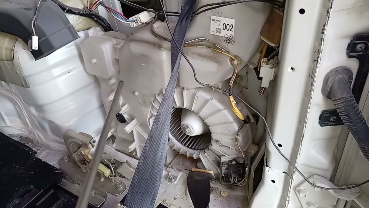 Mitsubishi Vehicle Vibrator Leakage New Vibrator Installed Rahman Nawaz auto electrician 2026 