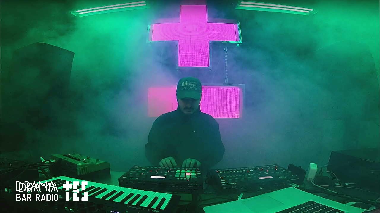 Generali Minerali [Live Performance] from Tes club