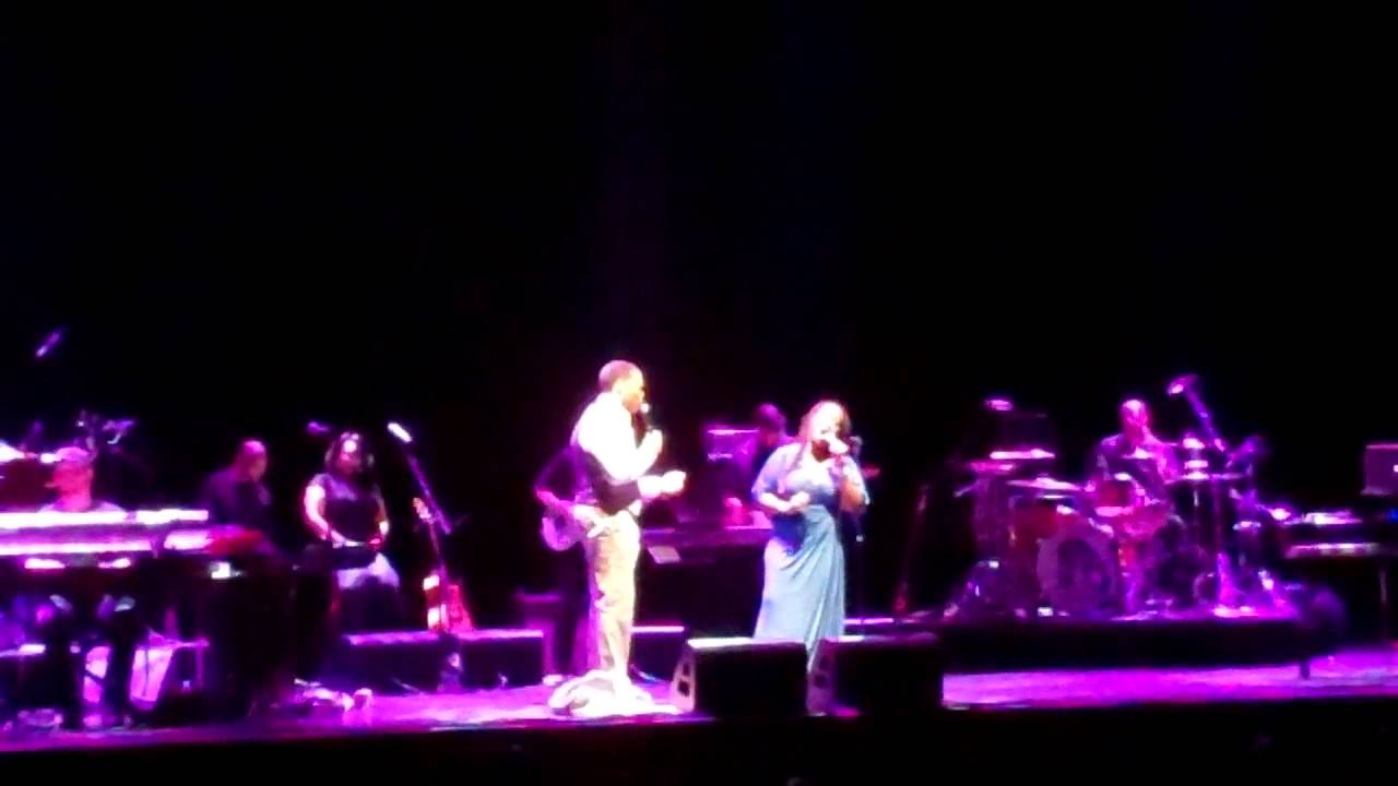 Eric Roberson & Lalah Hathaway perform 