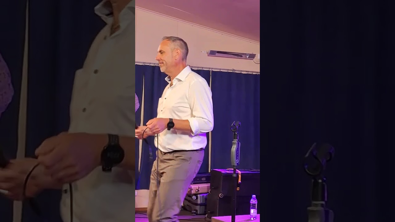 Jarkko Yli-Sikkilä ja Soiva orkesteri Savitaipaleen Säänjärven lava 01.06.2024