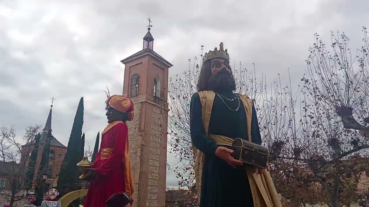 Comparsa navideña gigantes Alcalá de Henares y Torrejón 2025 EP 19