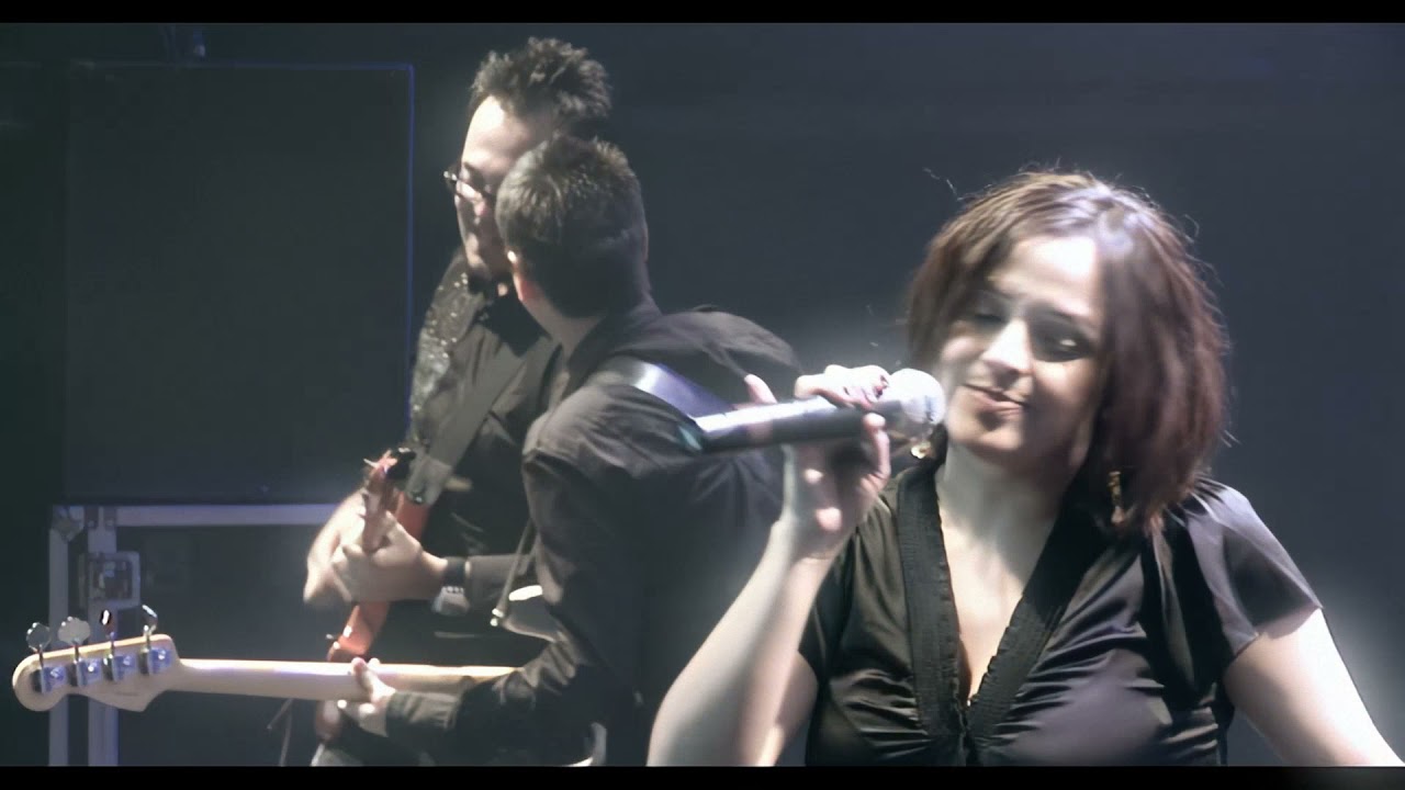 ROJO (Remasterizado) Intro - Yo Soy La Revolución - Brillaré (En Vivo 2008) | Con El Corazón Tour
