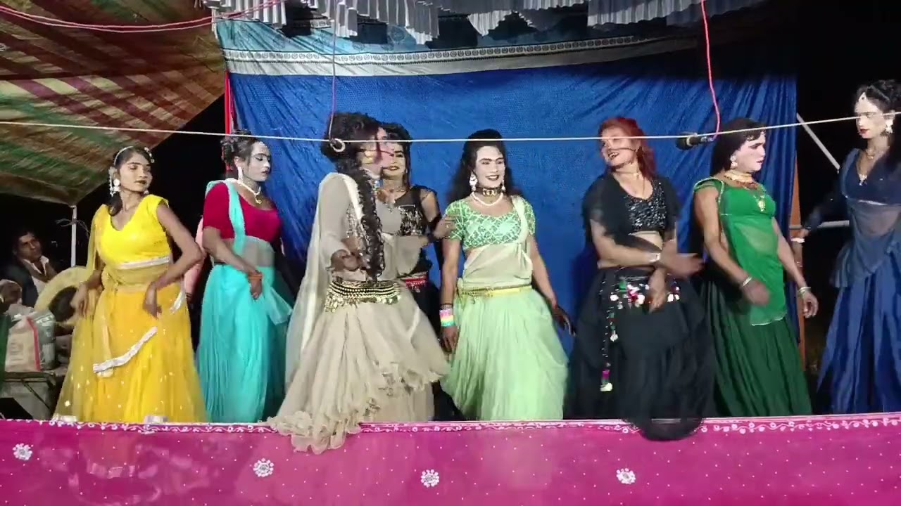 सुपरहिट म्यूजिक के साथ सभी डांसरों के द्वारा जबरदस्त ग्रुप डांस, Avadh Sangeet party 