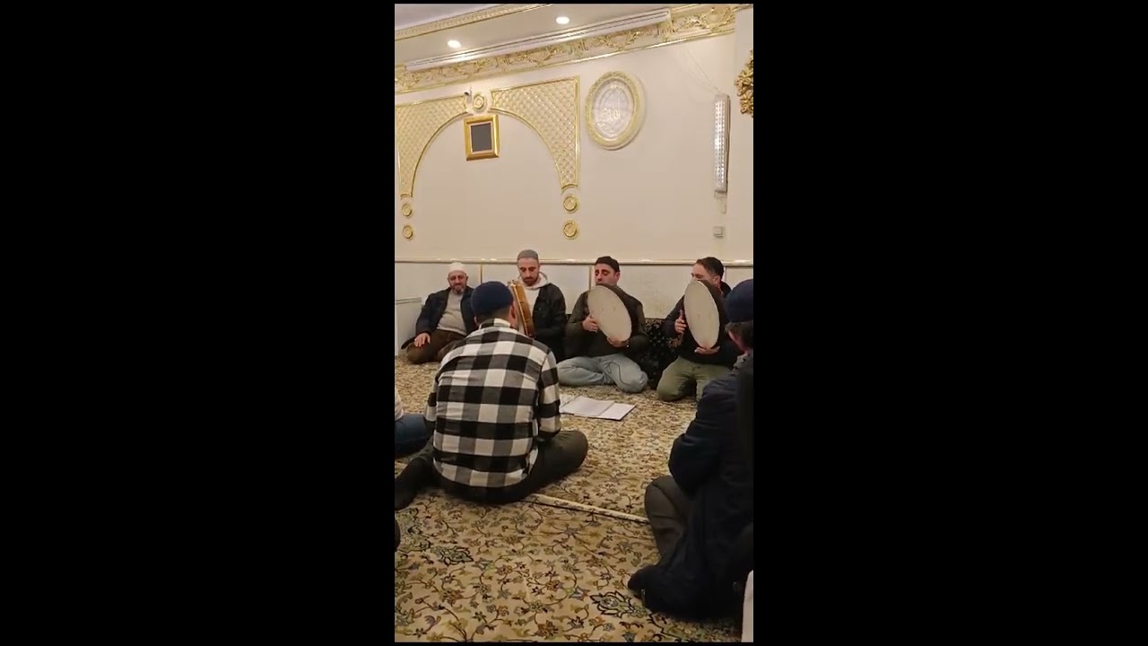 GRUP AŞIKÎN - TUT ELLERİMİZDEN YA RESULALLAH 🌹🌹🌹