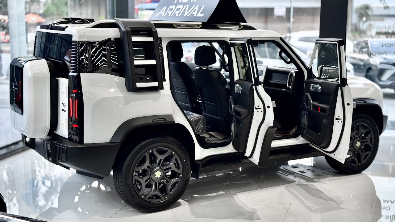 2025 Jetour T2 Traveller: White Color | Luxury Off-Road SUV