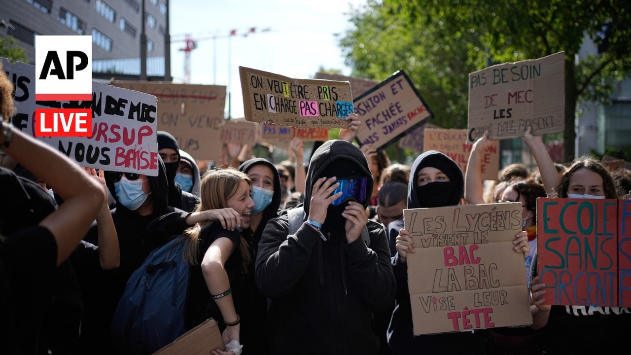 LIVE: School protests in France