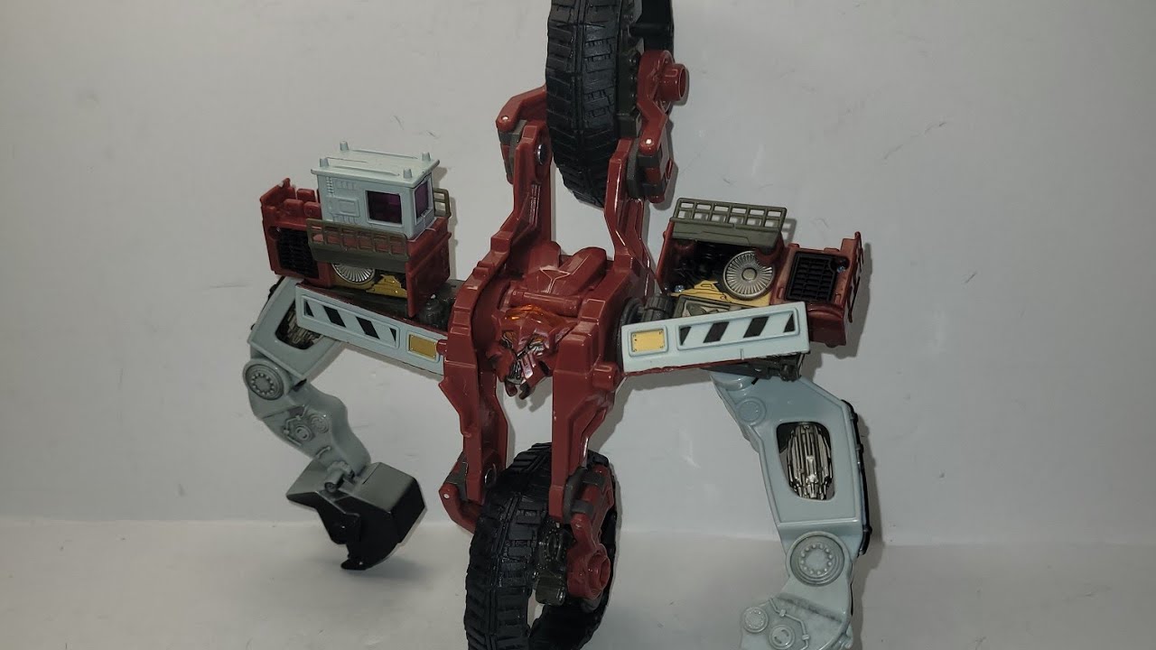 Transformers Revenge Of the Fallen Voyager Class DEMOLISHER  Review.