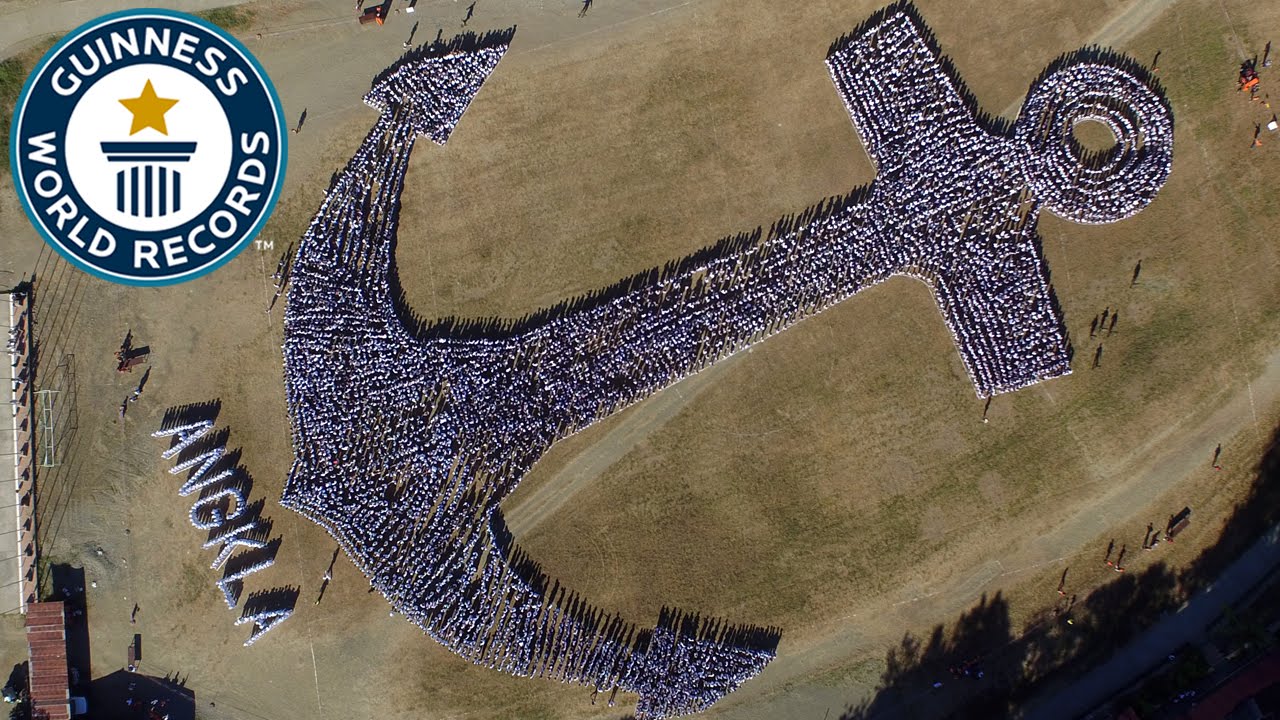 Largest human image of an anchor - Guinness World Records