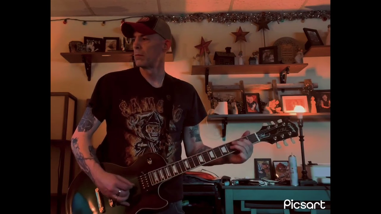 Playing the Slash Les Paul