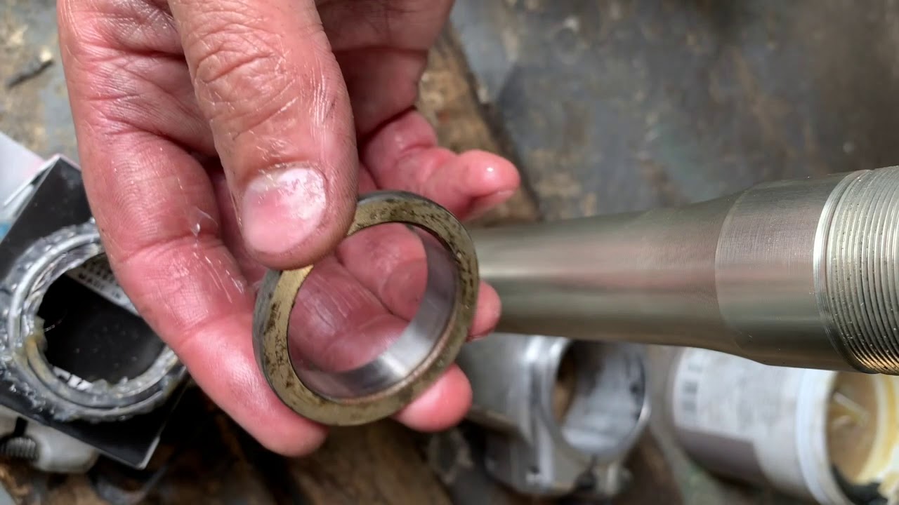 Steering Head Bearings - Replacement & Adjustment ('08 ZX6R)