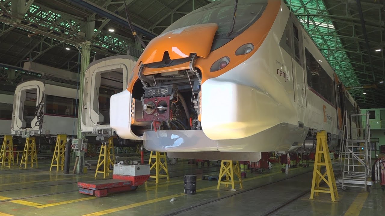 Així funcionen els tallers de Renfe,  un dels actius ferroviaris de Vilanova