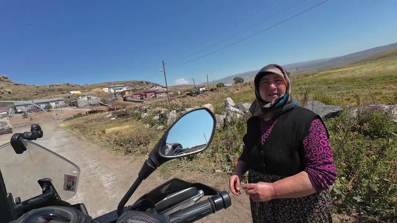 Taşköprü Köyü. Çıldır Gölü. Arpaçay - Kars.