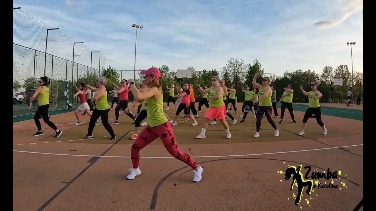 FAST CARS & SUPERSTARS - Zumba z Karoliną 🎶🔥🚘⭐️