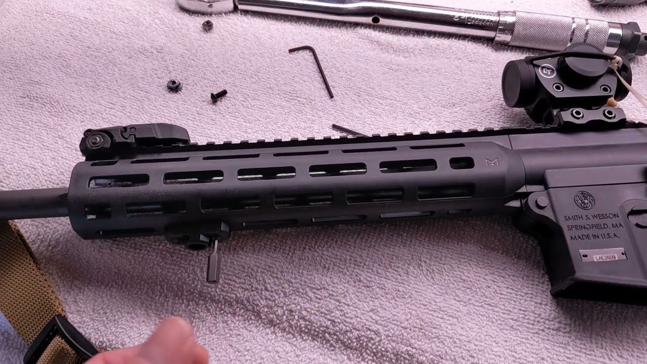 Shooting Add sling to S&W M&P 15 22 by froggy