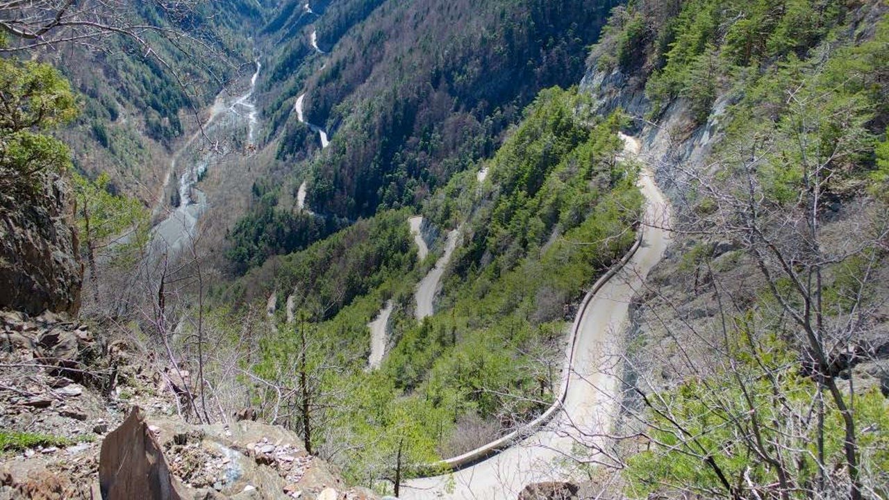 Les routes du vertige de l'Oisans - &eacute;pisode III - OULLES