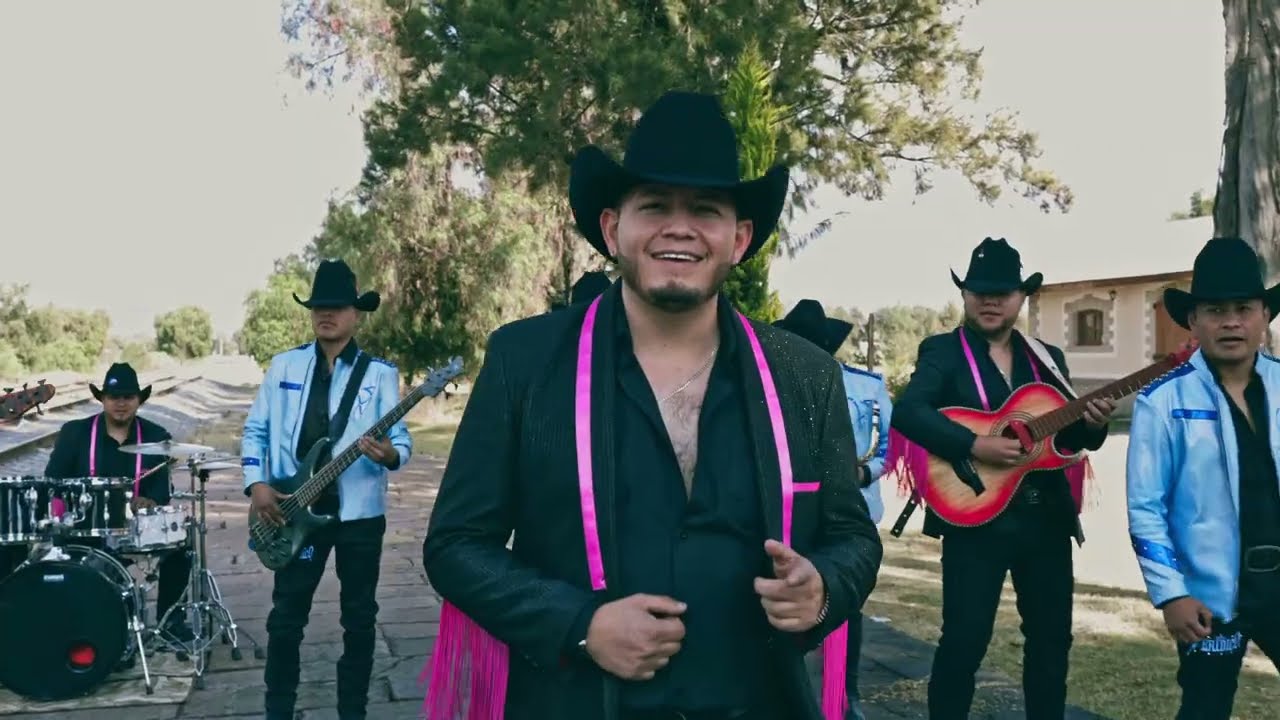Buscándote - Grupo Verídico Ft La Gran Novedad (Video Oficial)