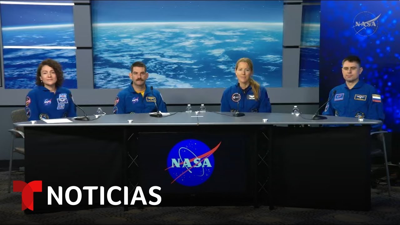 Astronautas hablan antes del lanzamiento a la Estación Espacial Internacional