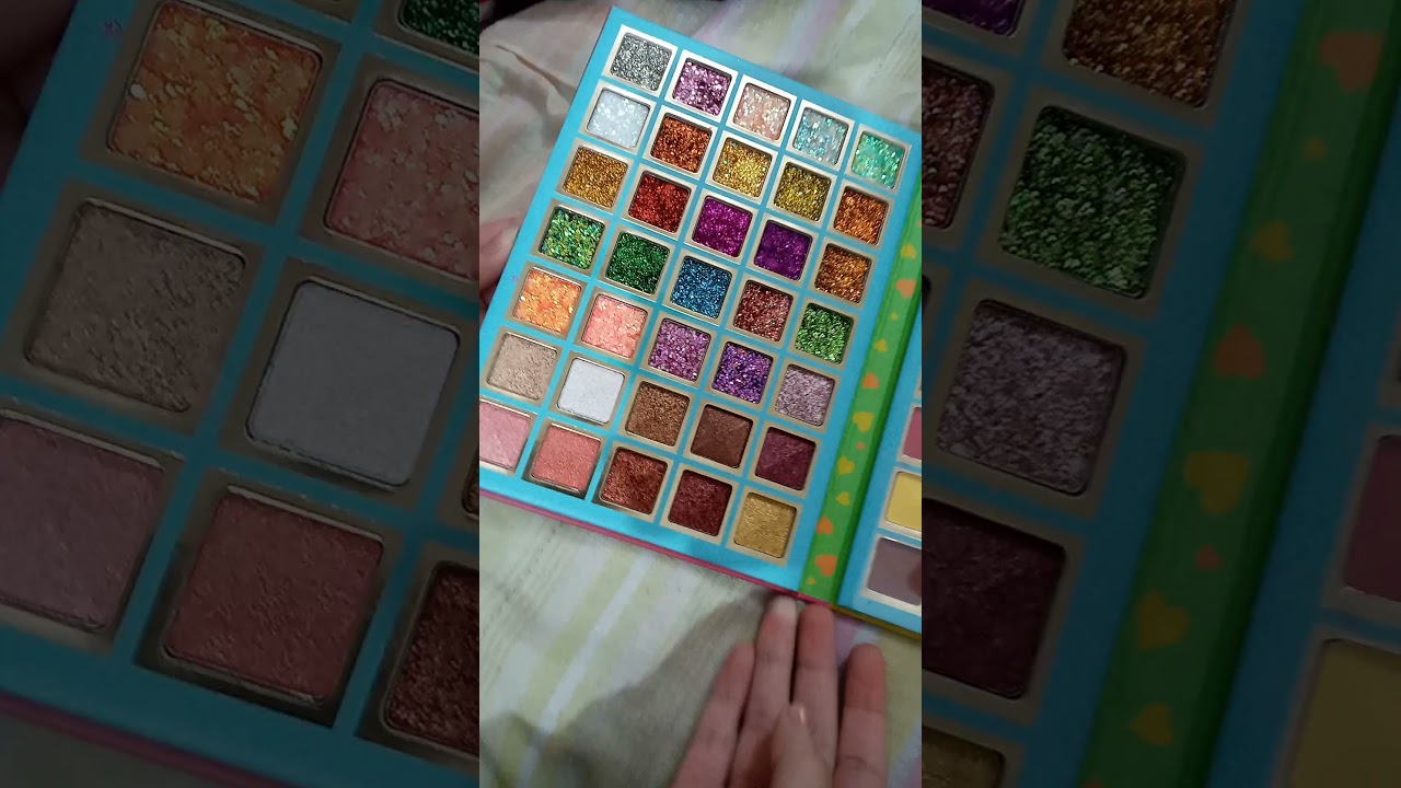 kashees amazing vintage doll palette 👍💕