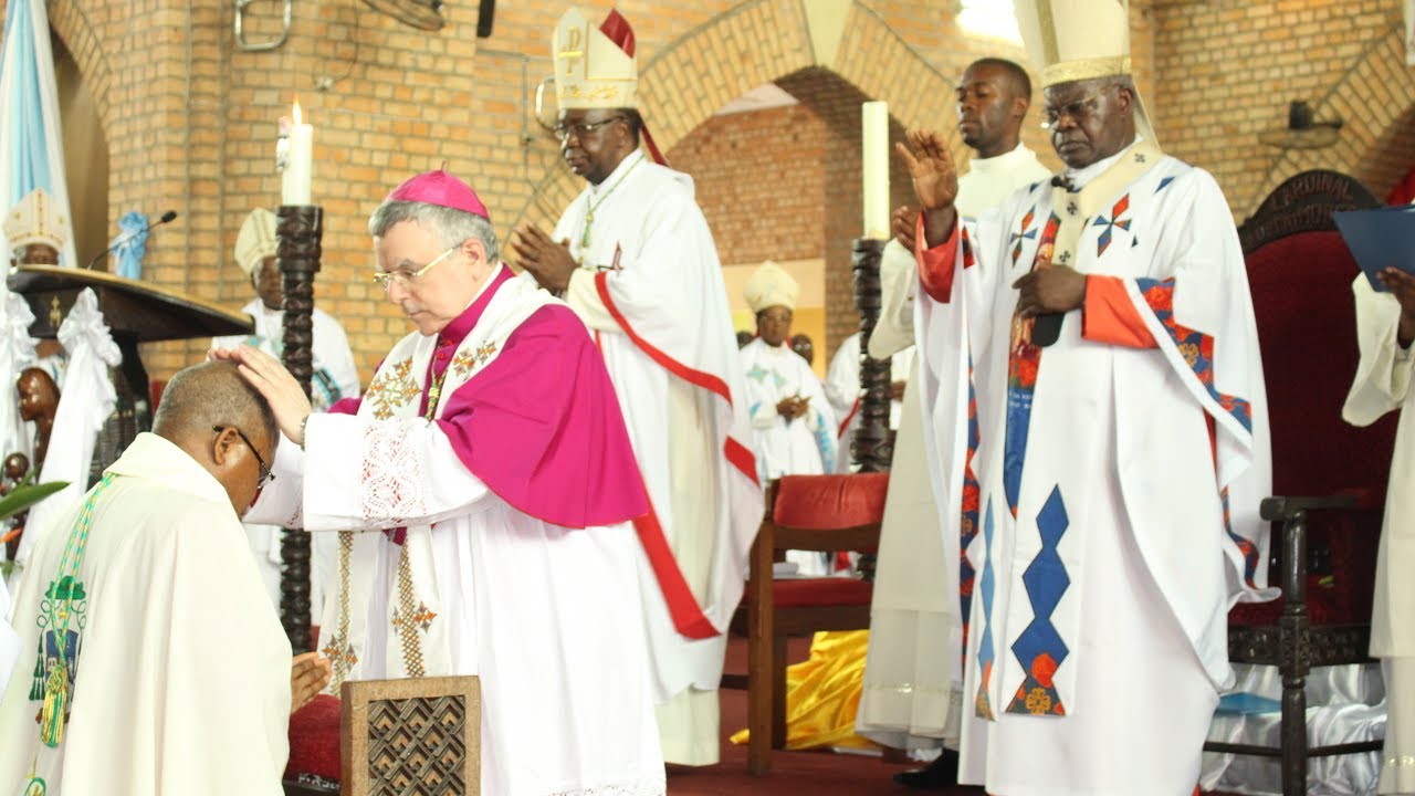 Ordination Épiscopale de Mgr Oscar NKOLO KANOWA