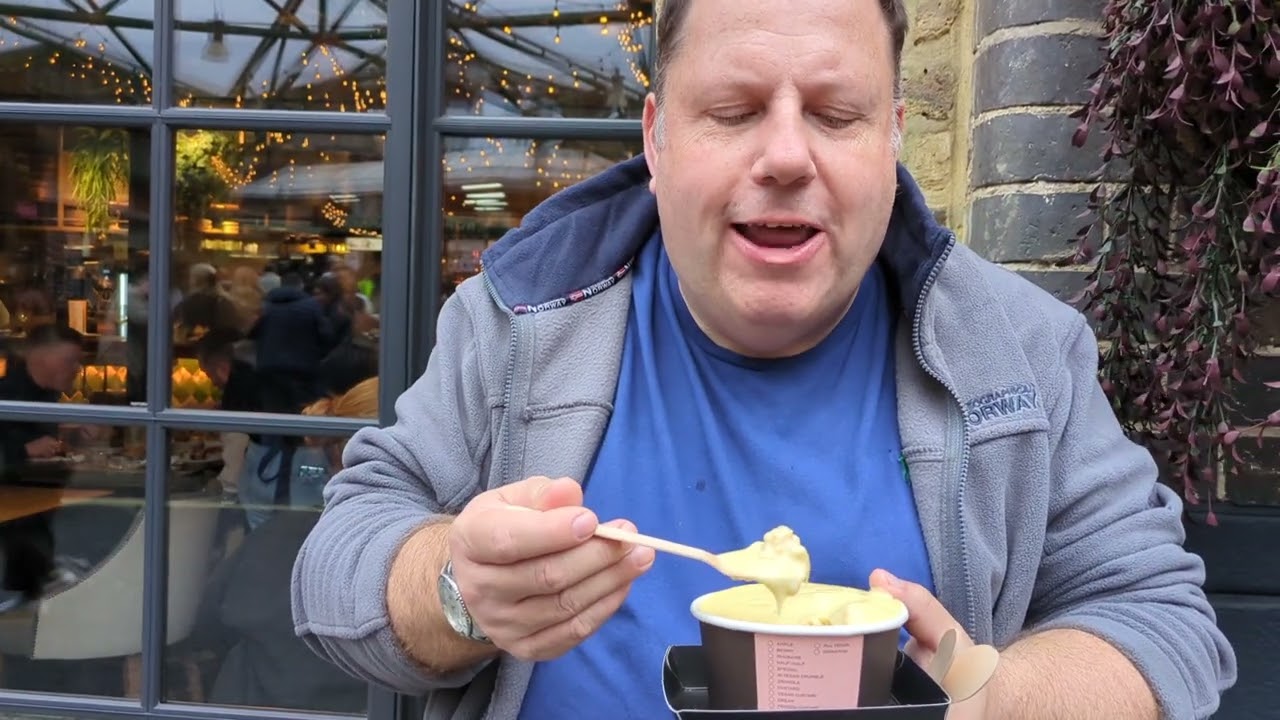 Humble crumble review at borough market.