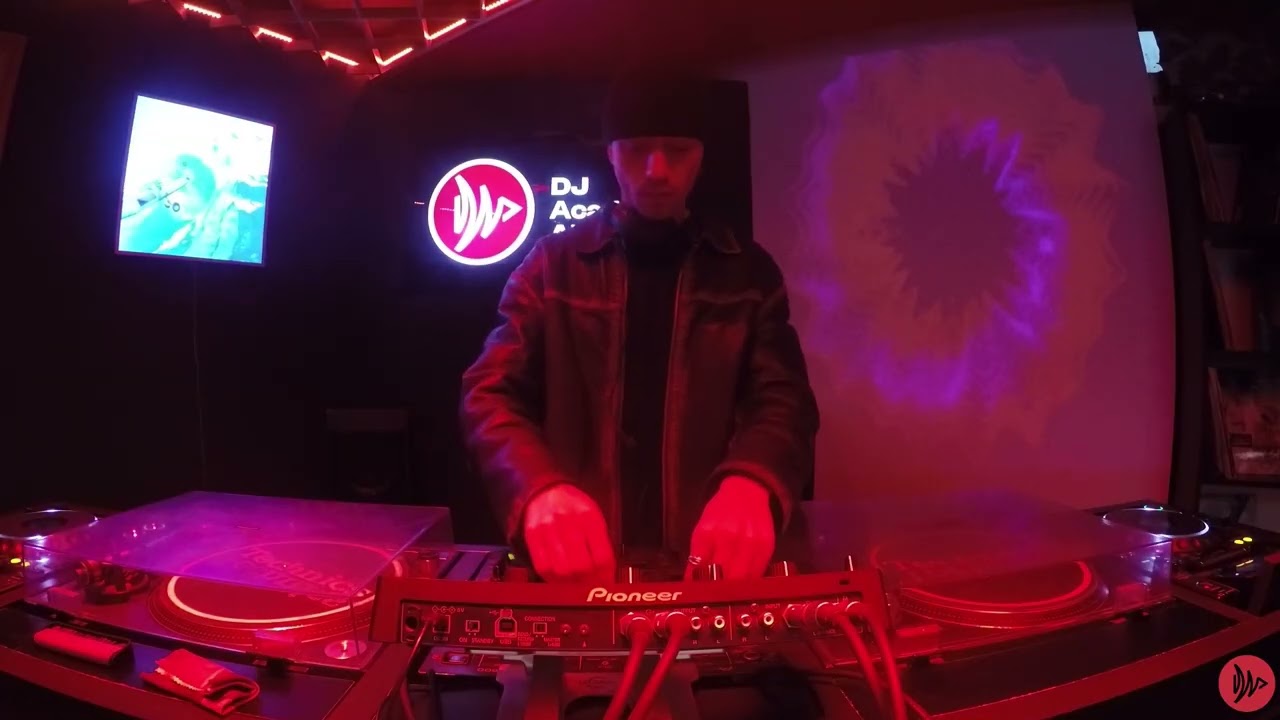 BRNØ - Live Room #308   | - Deejay Academy Albania  TECHNO Dj set.