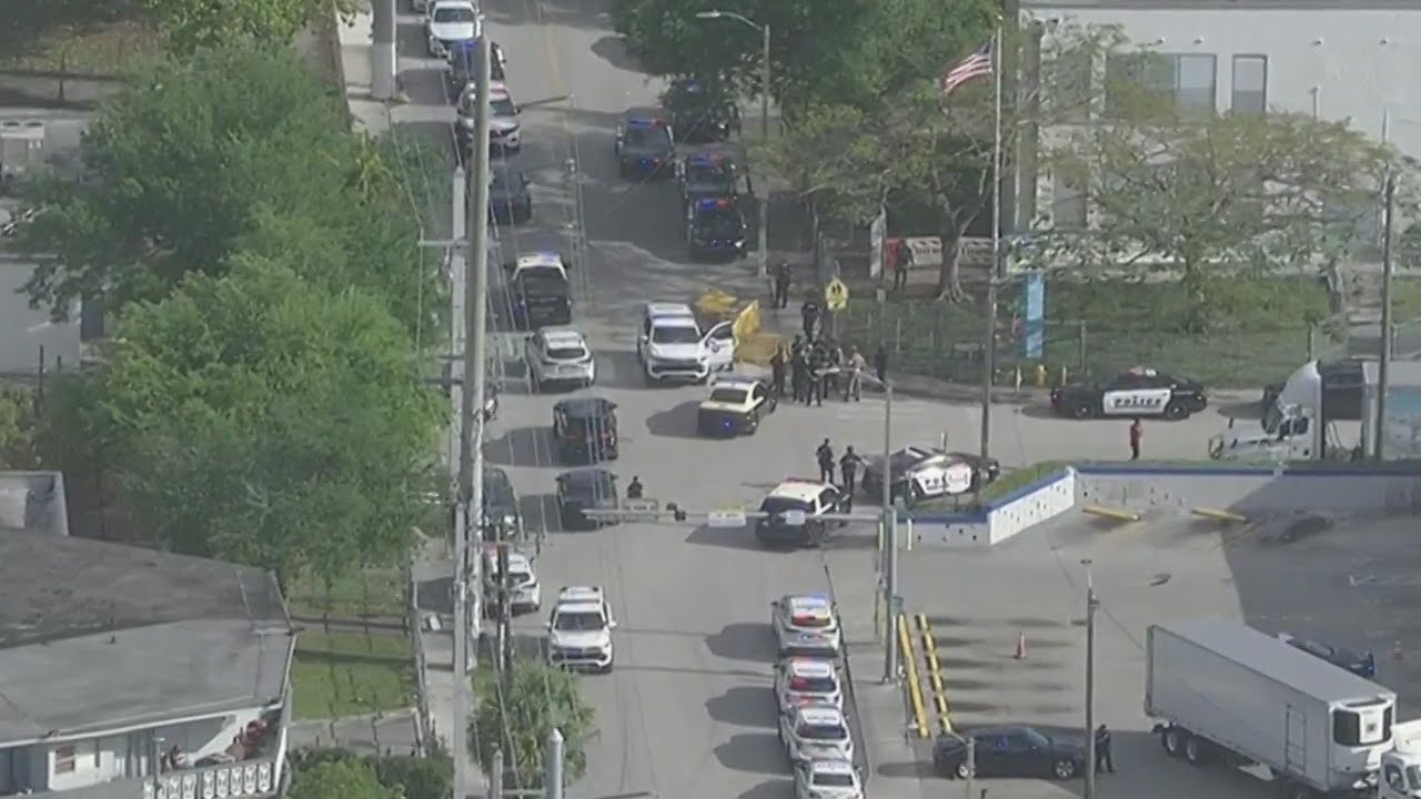 Large law enforcement presence spotted near two Miami schools
