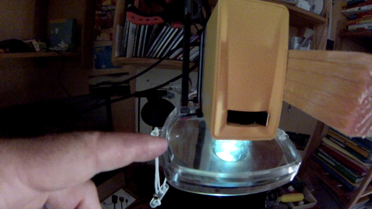 Dessiner facilement avec un vidéoprojecteur et une loupe